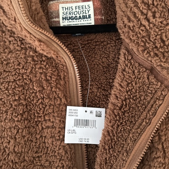 AE vest - Picture 2 of 2